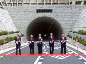 多摩トンネル建設工事